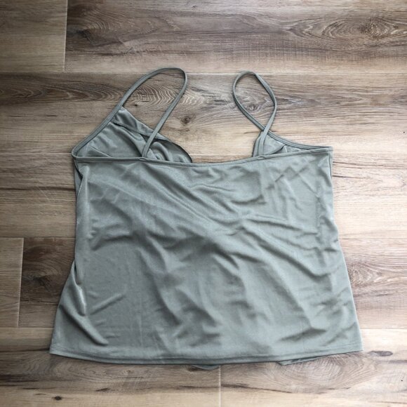 ASOS Draped Surplice Sleeveless Blouse Women 18 Green V-Neck Coquette NWT - Picture 5 of 10